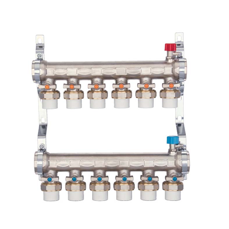 Ball valve type water collector